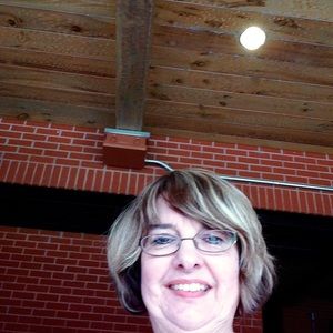 Meet your Posher, Carol